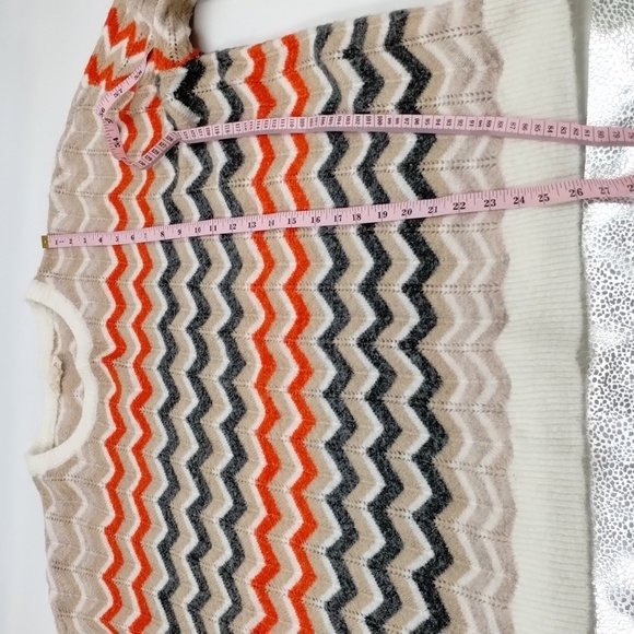 Adora sweater size medium zig zag soft gray orange white tan oversized - Picture 8 of 10
